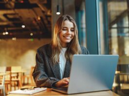 Poslovite se od kaosa na blagajni, z integracijo Monri